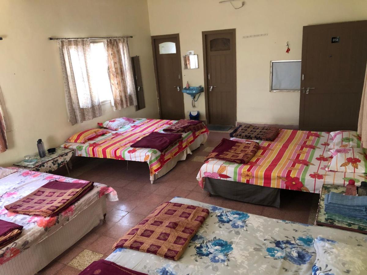 Rukmavati Guest House Mundra ภายนอก รูปภาพ