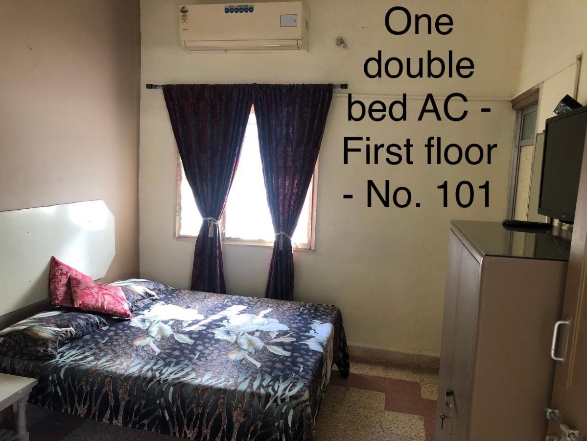 Rukmavati Guest House Mundra ภายนอก รูปภาพ
