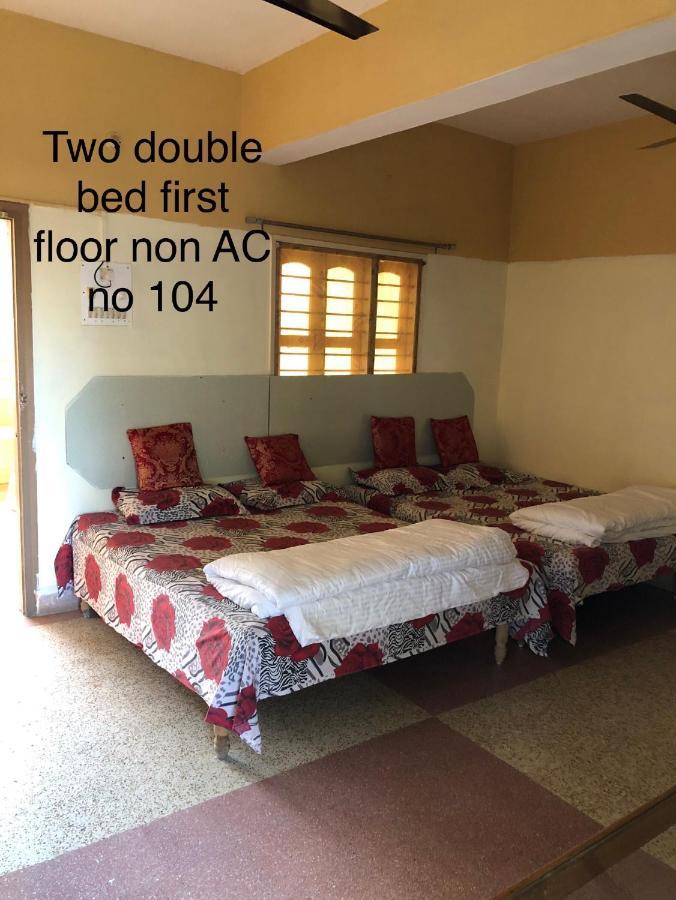 Rukmavati Guest House Mundra ภายนอก รูปภาพ